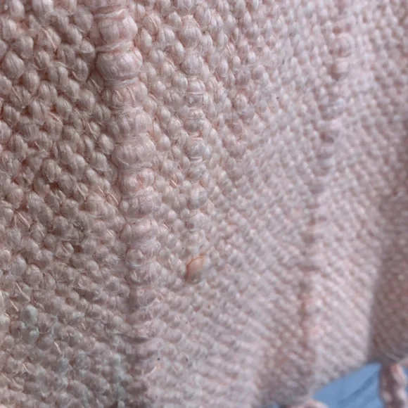 Magaschoni Set of 2 Pillow Covers Pink Tasseled - Picture 10 of 14